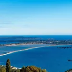 Le Lodge De La Presqu Ile De Giens Sea And Mountain Pleasure